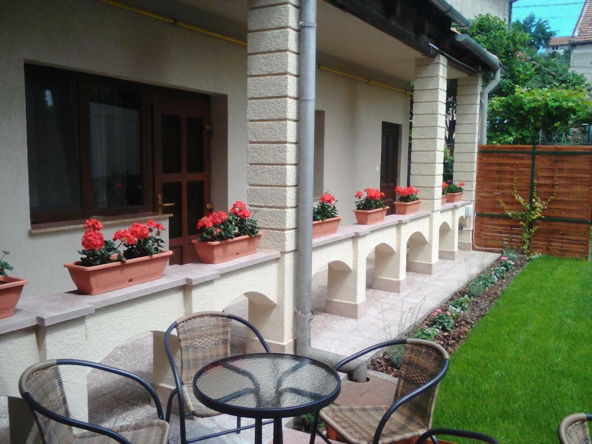 Casa Transilvania Oradea Exterior foto